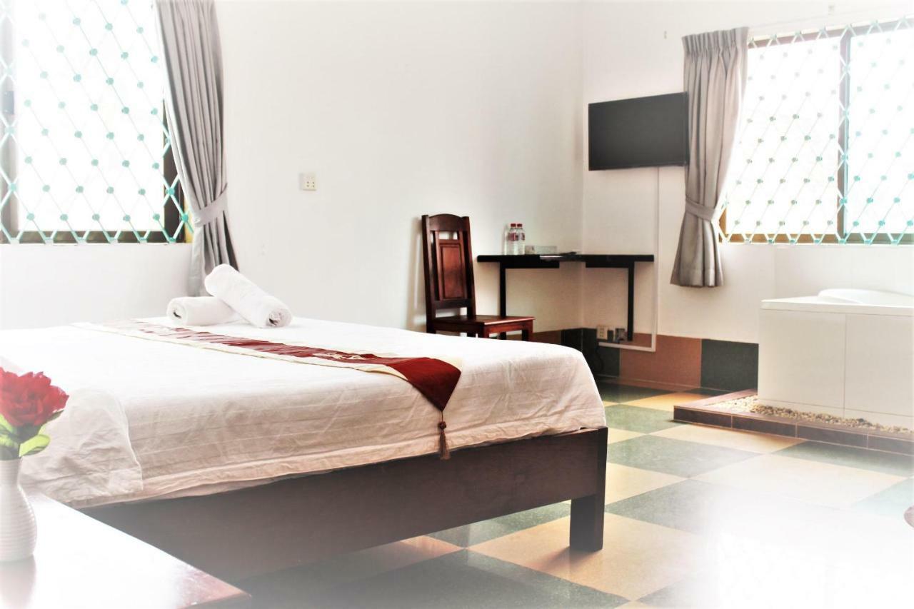 Latinos Hostel Sziemreap Kültér fotó